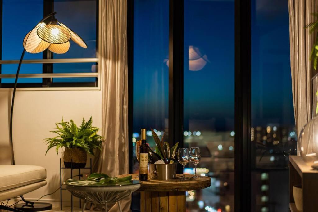 The Penthouse Ginowan Apartment Urasoe ภายนอก รูปภาพ