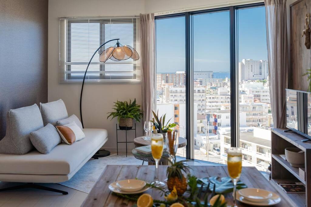 The Penthouse Ginowan Apartment Urasoe ภายนอก รูปภาพ